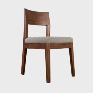 Silla Mantova; fotografía del diseño minimalista que tiene esta silla